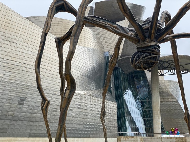 Maman by artist Louise Bourgeois.